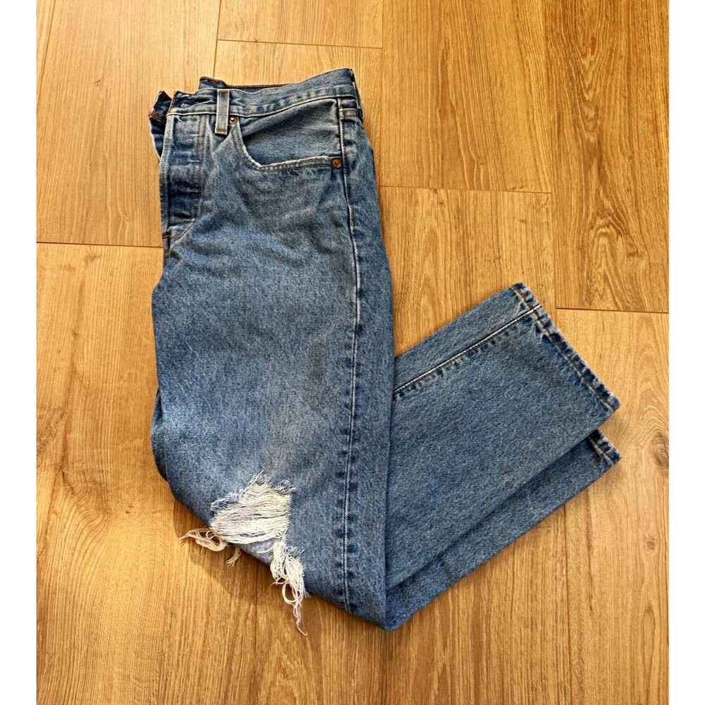 Levi's Women’s Straight Jeans Size 26 Blue Medium Wash High Rise Distressed